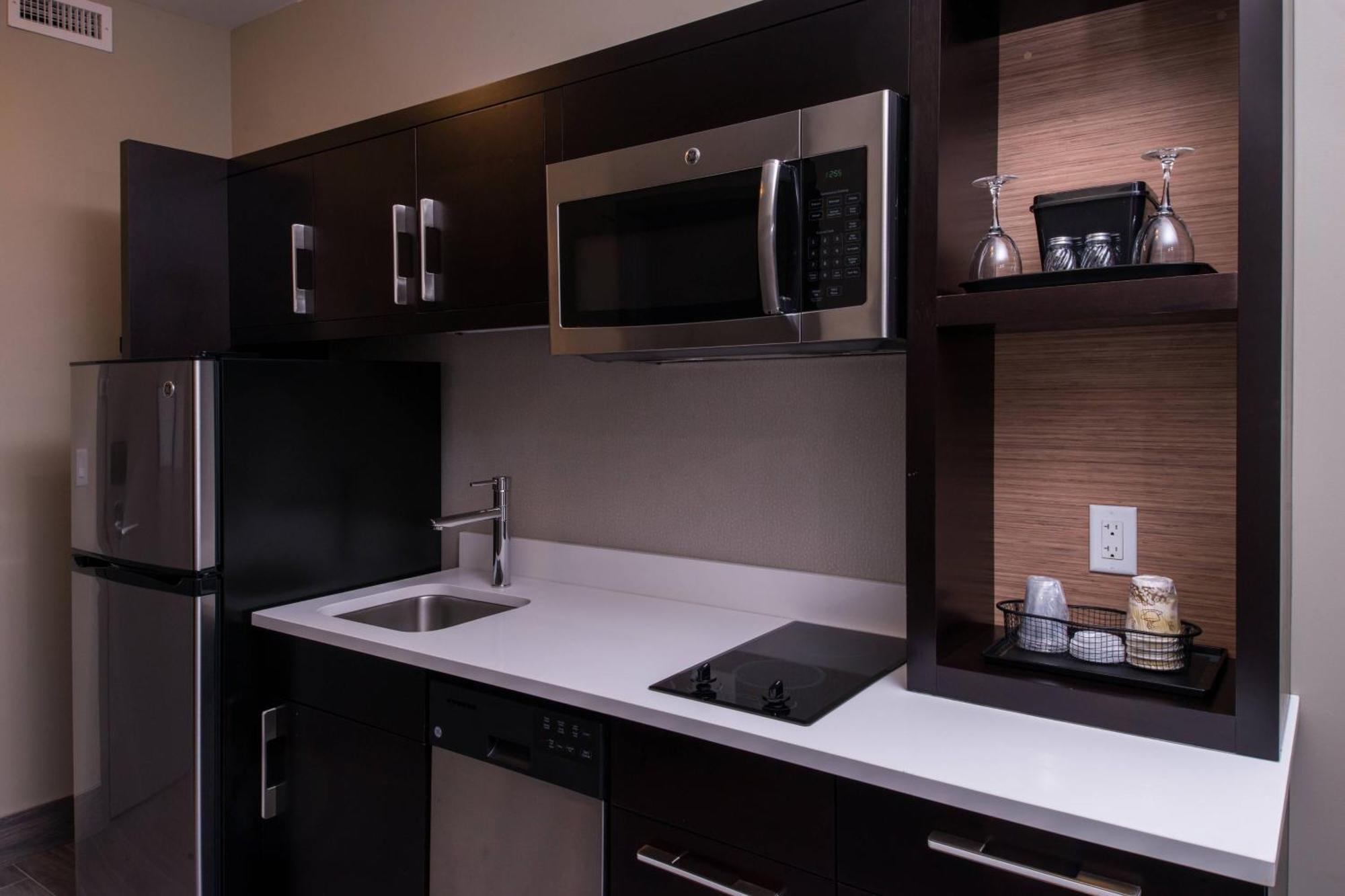 Towneplace Suites By Marriott Саскатун Екстер'єр фото